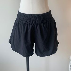 Black lulu track that size 10 shorts!!